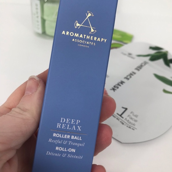 Harper & Ari Exfoliating SugarCubes & Aroma.Assoc. Roll-On - Picture 2 of 5